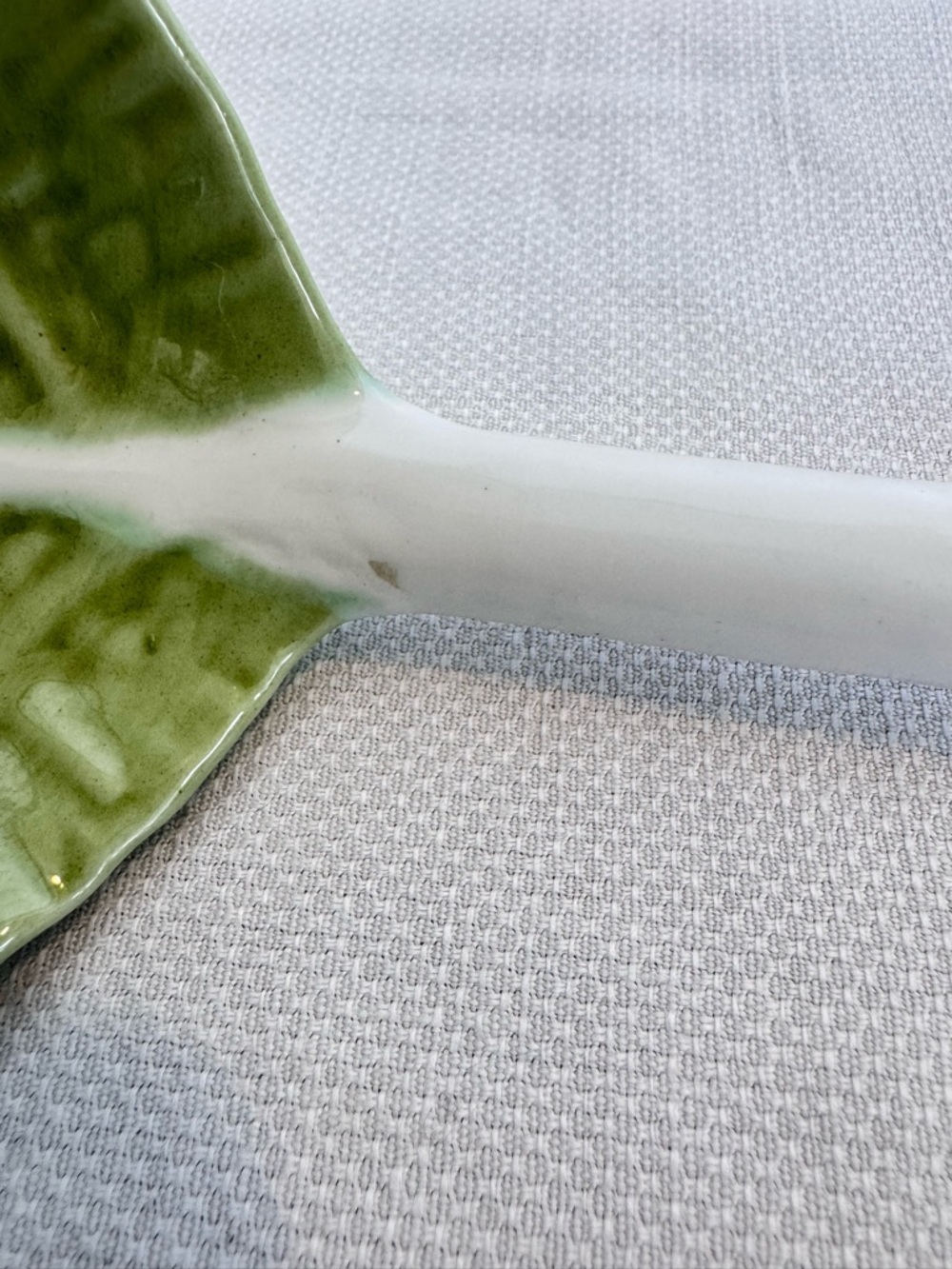Ceramic Cabbage Leaf Serving Spoon Ladle - Picture 3 of 5